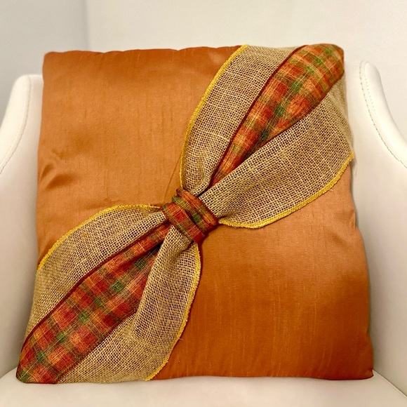 Handmade Thanksgiving pillow 🦃🧡 - Picture 1 of 3